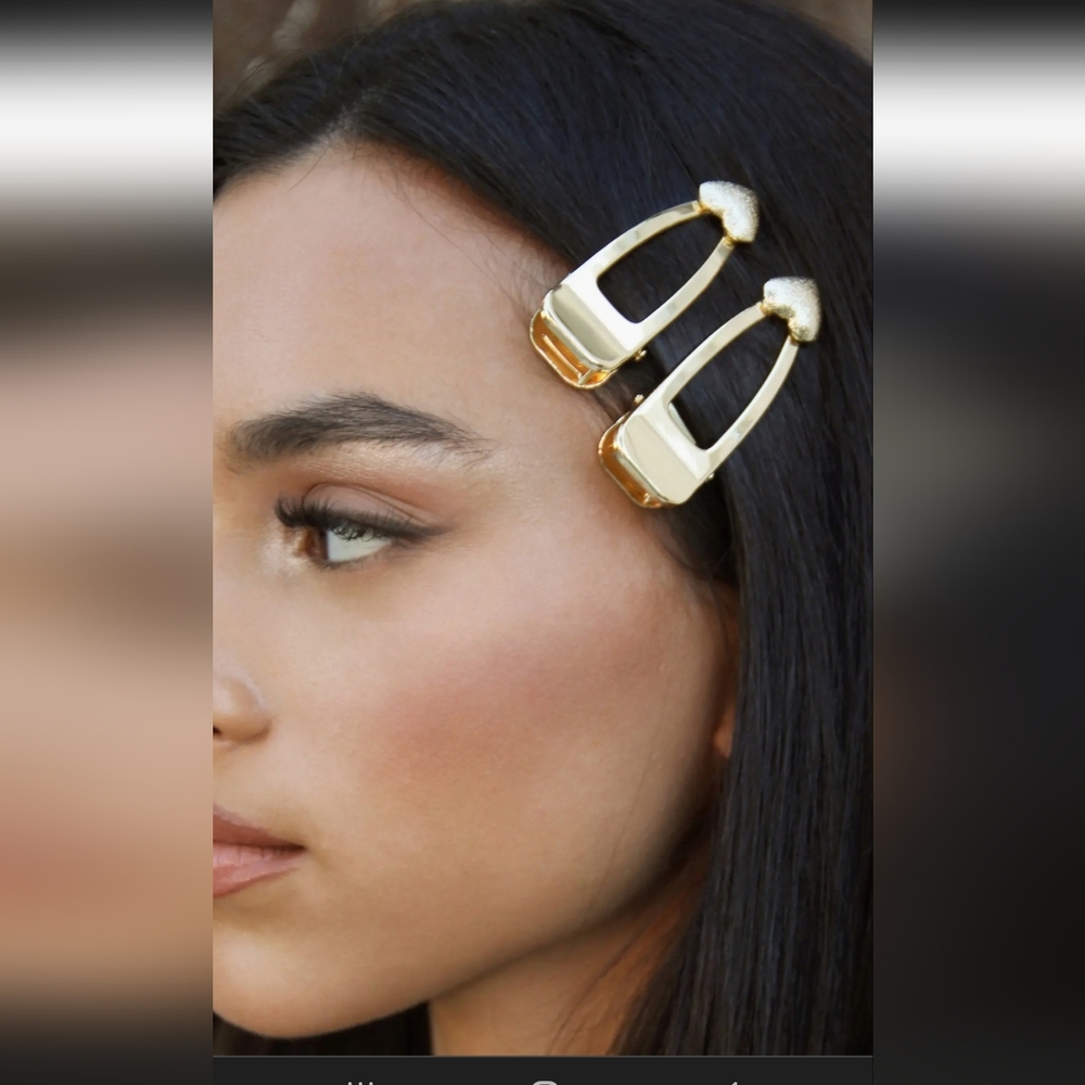 ETTIKA - SET OF 2 HEART HAIR CLIPS IN GOLD/COLOR/;SZ:ONE SIZE - Picture 2 of 5